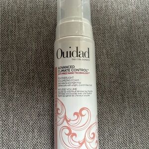 White Hair Styling Foam